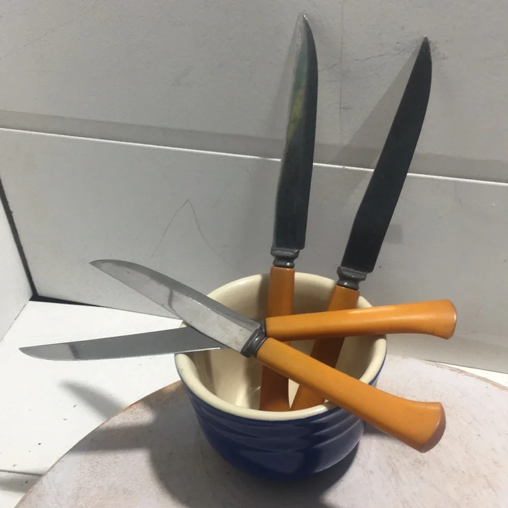 Vintage Bakelite steak knives set of 4 butterscotch